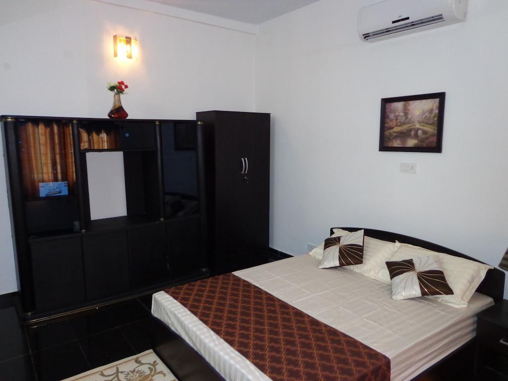 Remisha Service Apartments Chennai Exterior photo